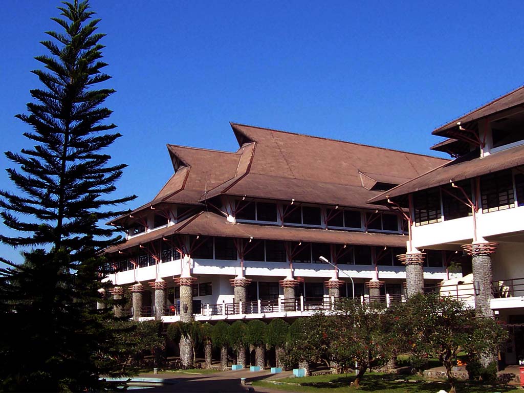 4D3N Discover Bandung