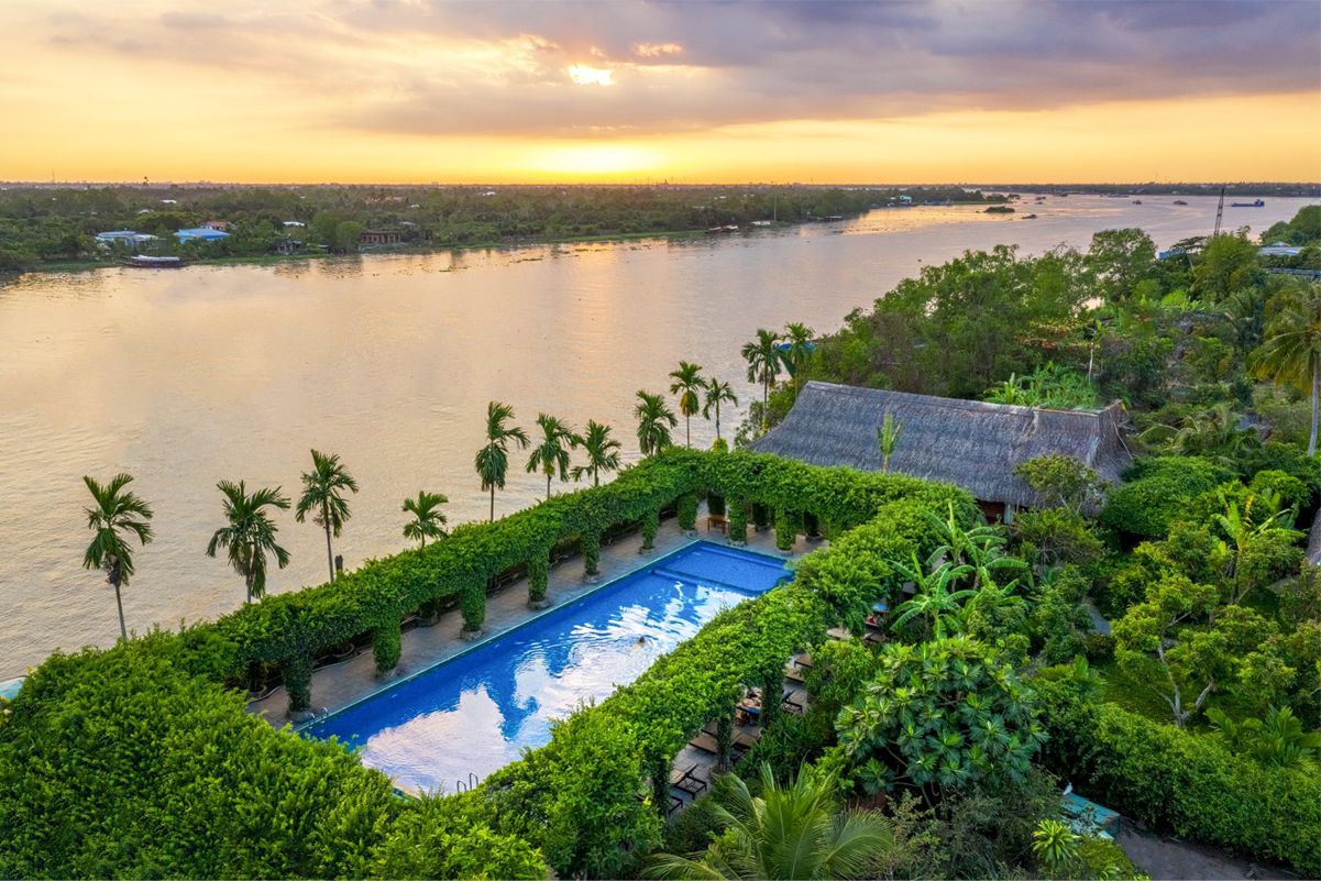 4D3N SAIGON + Cai Be @ Mekong Lodge Resort