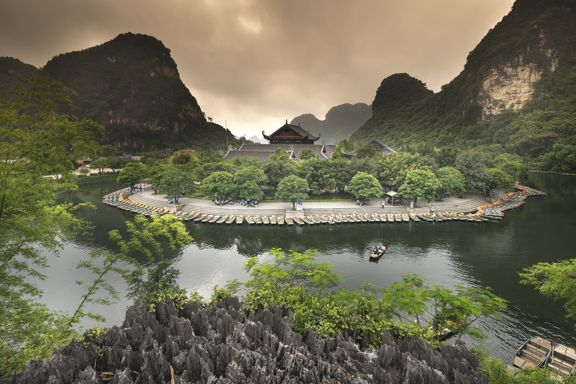 6D5N Hanoi, Halong & Sapa (Tribe Hill)