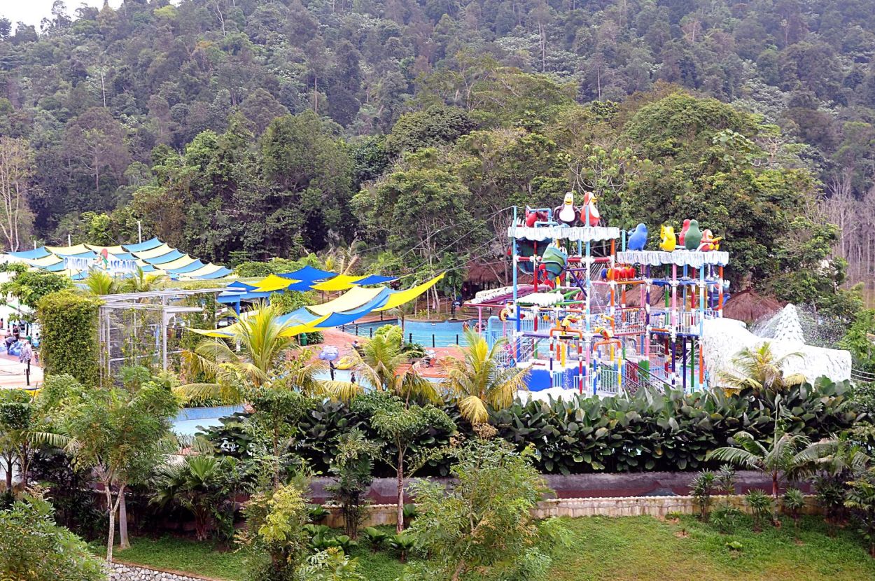 2D1N BUKIT GAMBANG